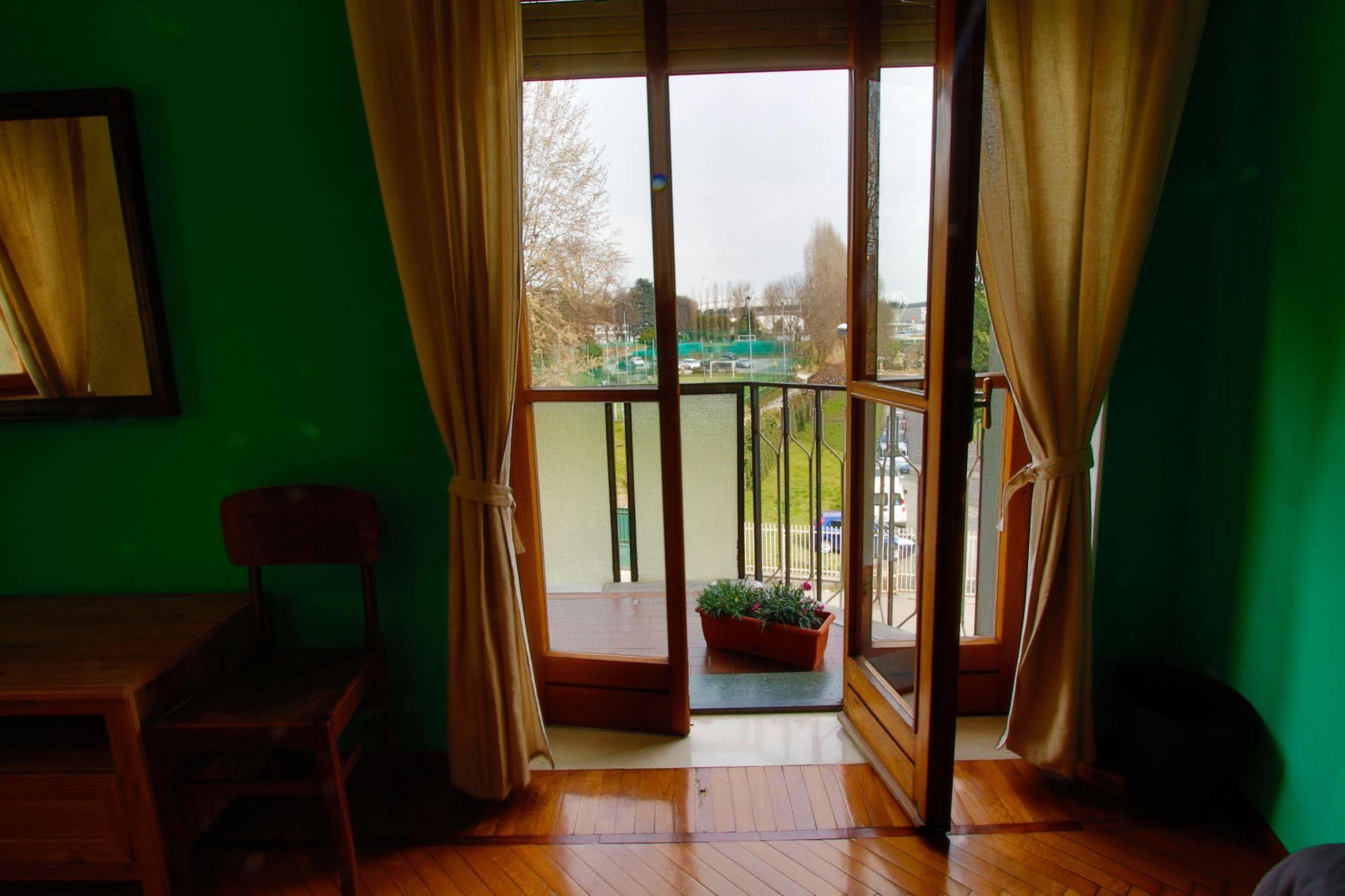 Ven Sì 3* Turin